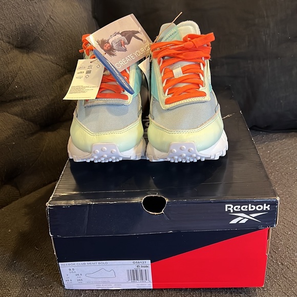 Reebok Classic Legacy sneakers in chalk blue Size USA 8 / EU 40.5 - Picture 5 of 6